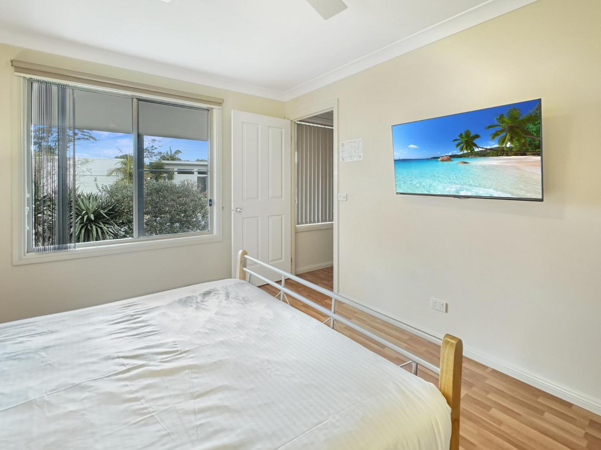 Spacious 4-Bed Home 2-Min To The Beach ブルーリー エクステリア 写真